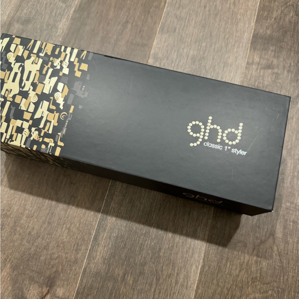 ghd Original 1” Flat Iron - Picture 2 of 5